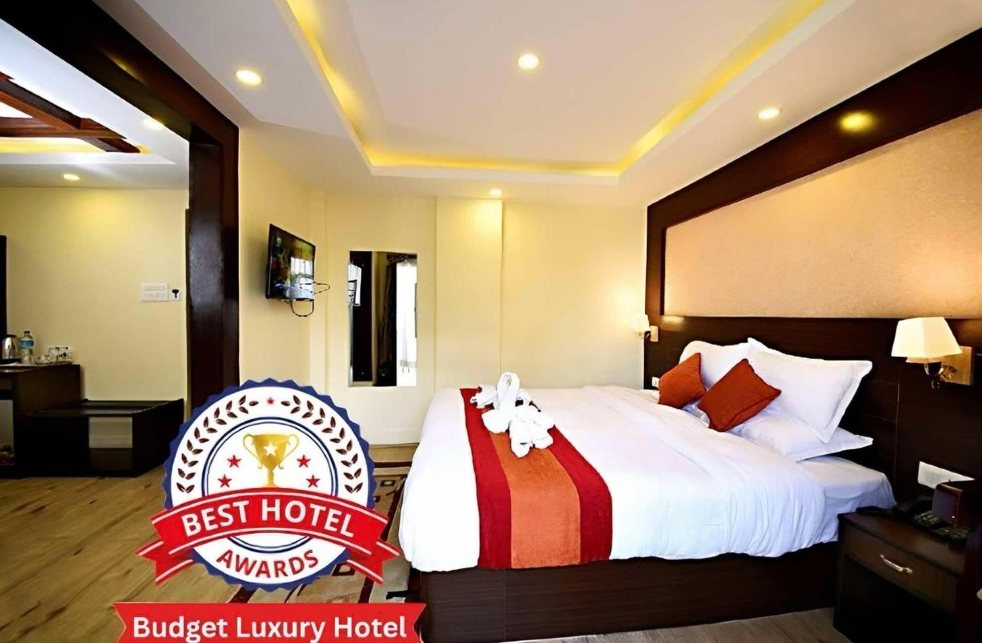 Hotel Sapana Garden Thamel กาฐมาณฑุ ภายนอก รูปภาพ