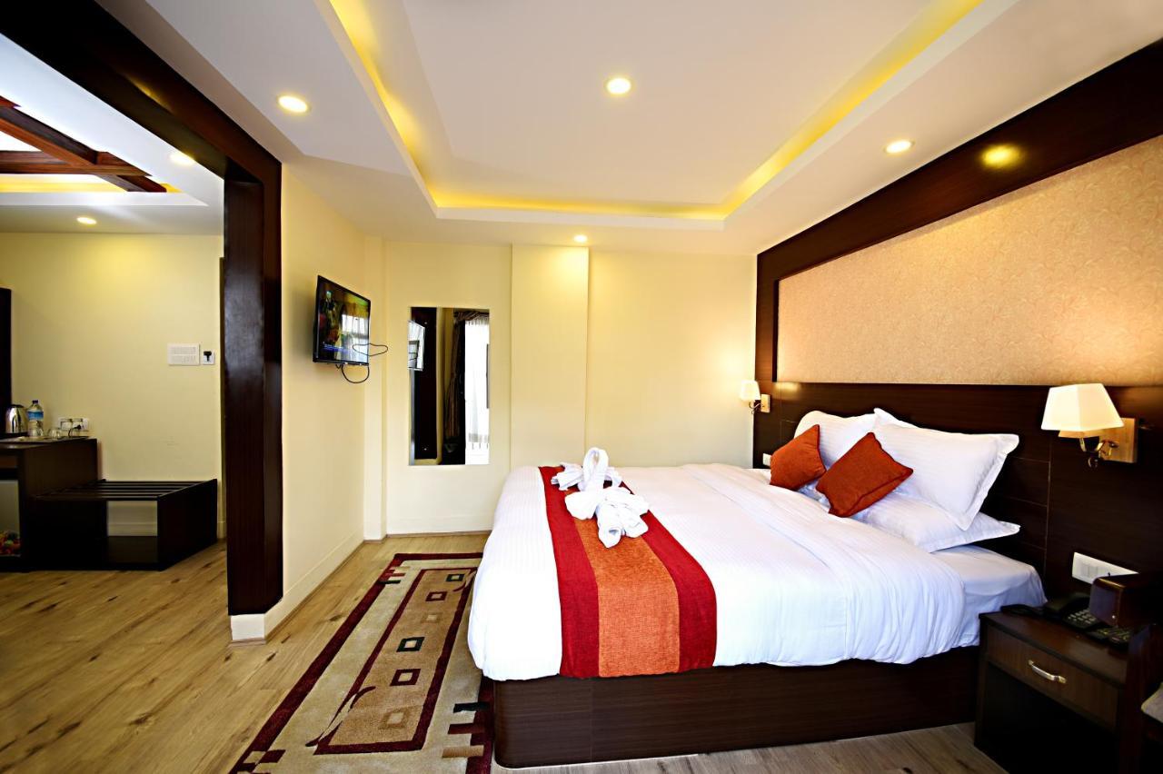 Hotel Sapana Garden Thamel กาฐมาณฑุ ภายนอก รูปภาพ